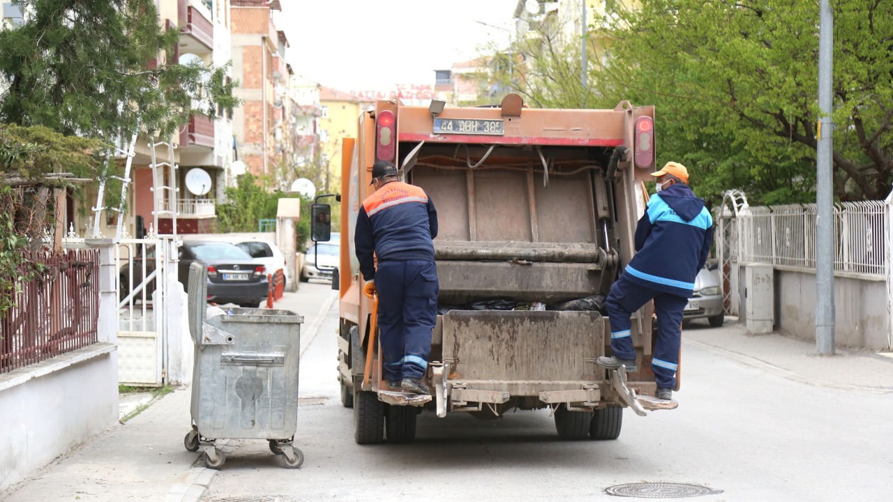 Battalgazi’de Günlük 200 Ton Atık Bertaraf Ediliyor