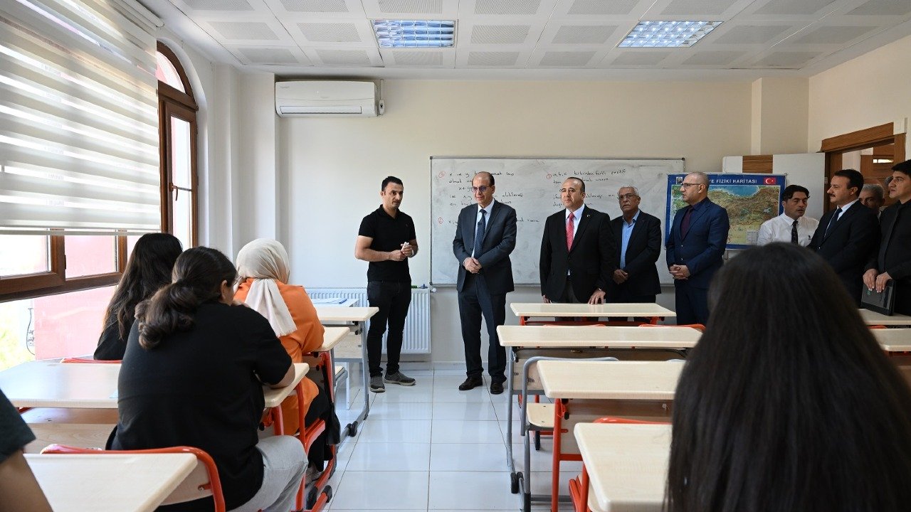Başkan Geçit, “Eğitime Desteğimiz Artarak Devam Edecek”