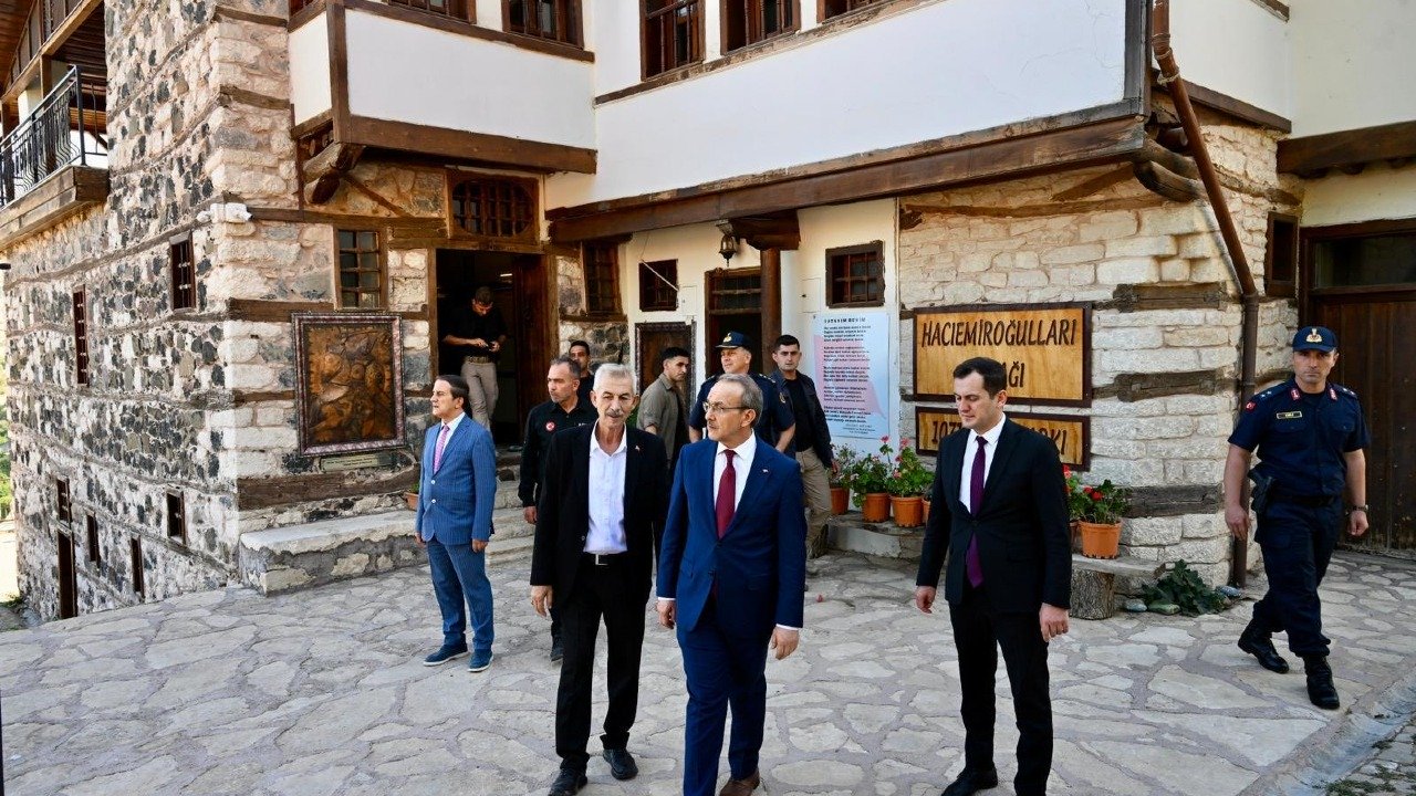 Vali Seddar Yavuz Başkanlığında Arapgir Muhtarlar Toplantısı Gerçekleştirildi