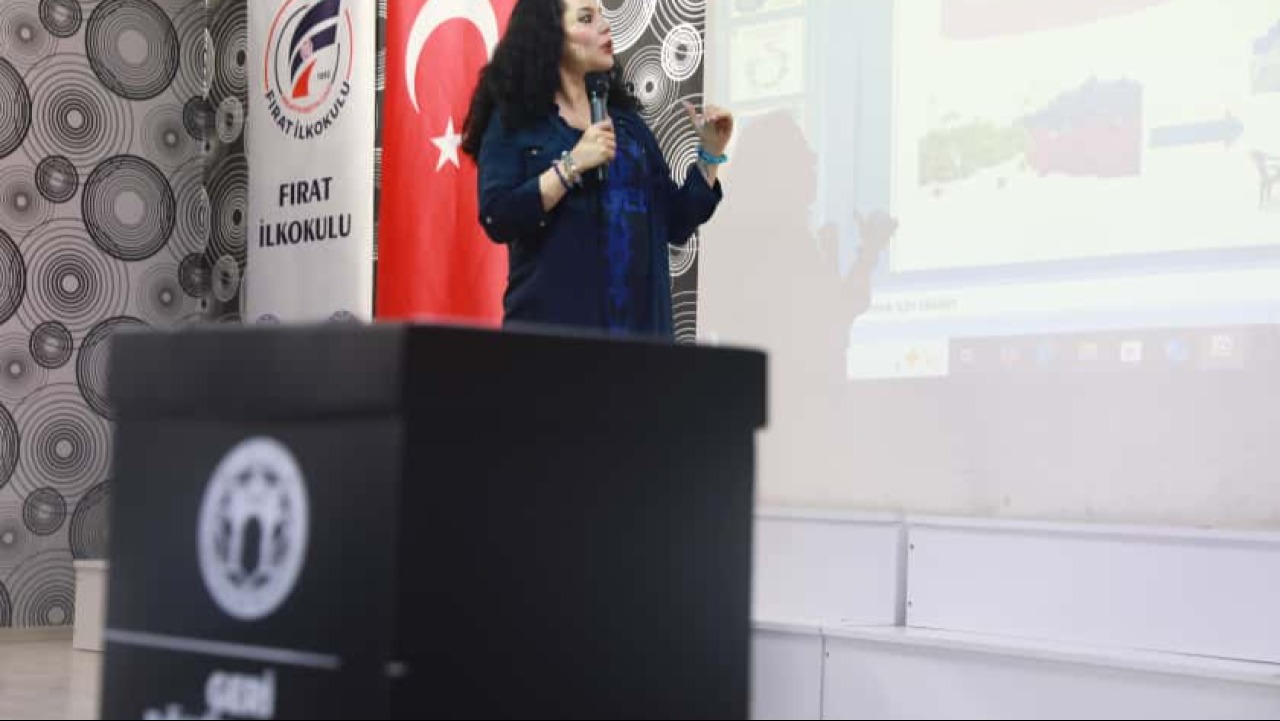  Öğrencilere geri dönüşüm ve çevre bilinci aşılanıyor.