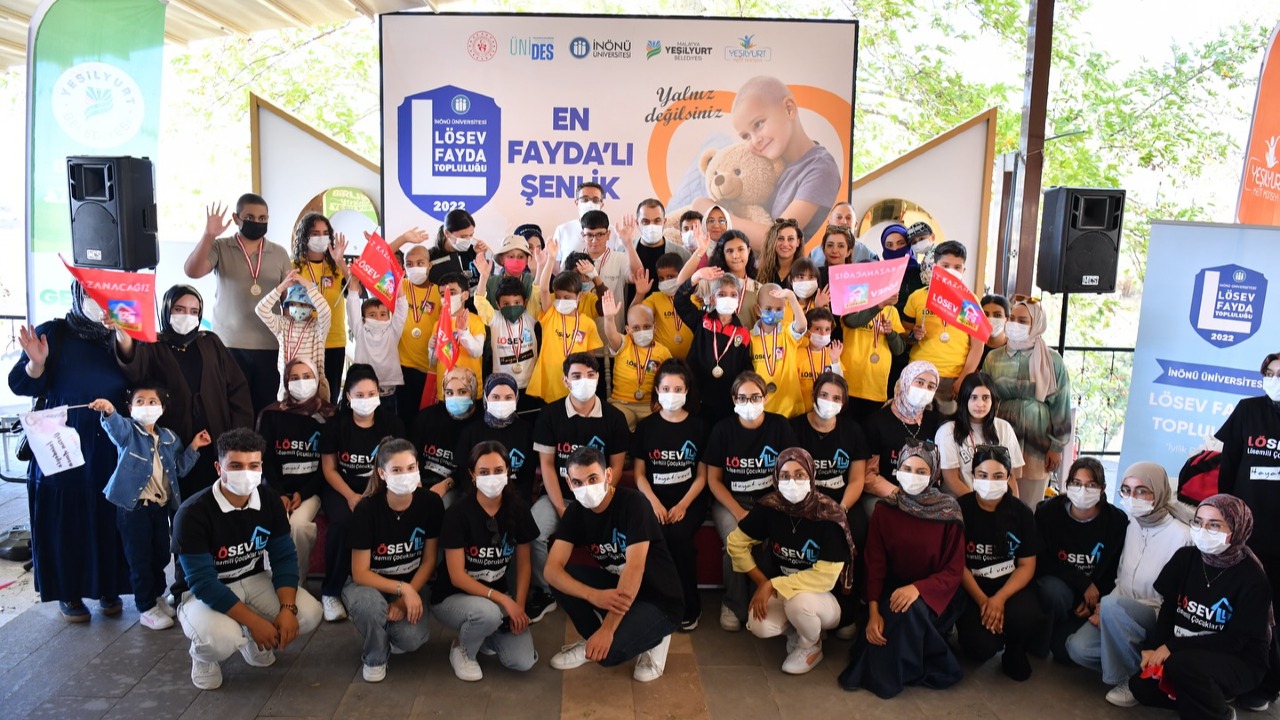 Yeşilyurt’ta Lösemili Çocuklar İçin ‘En Faydalı Şenlik’ Düzenlendi