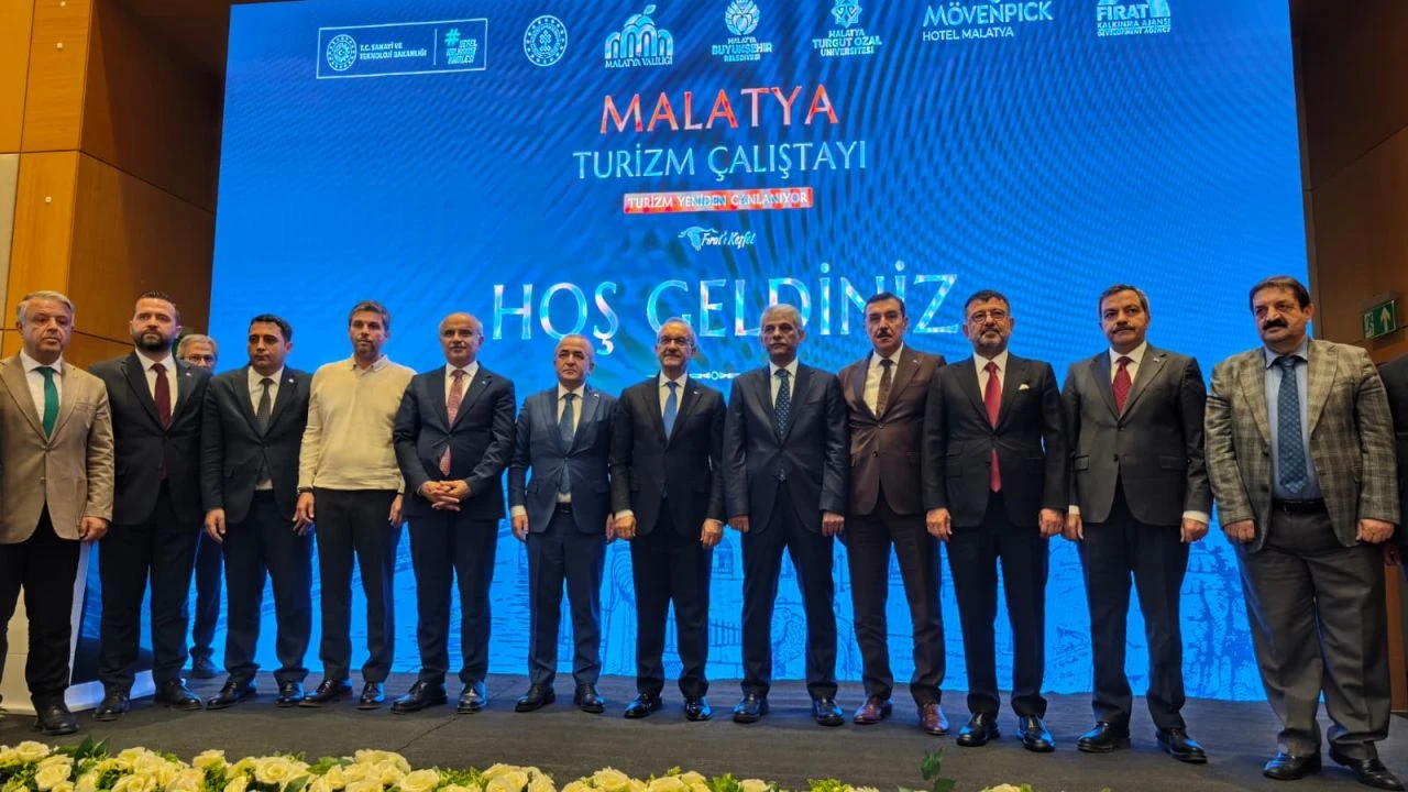Turizm Çalıştayında Deprem Sonrası Yeniden Yapılanma ile Bölgesel Destinasyon Modeli Öne Çıktı